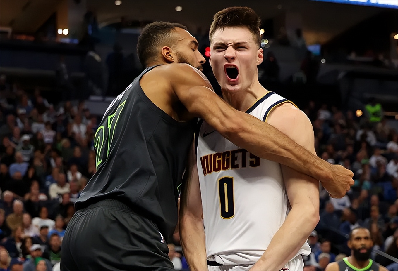 开云体育-关于明尼苏达森林狼集结日队长鼓劲,志在NBA常规赛名次提升,媒体盛赞,球队文化再被提及的信息